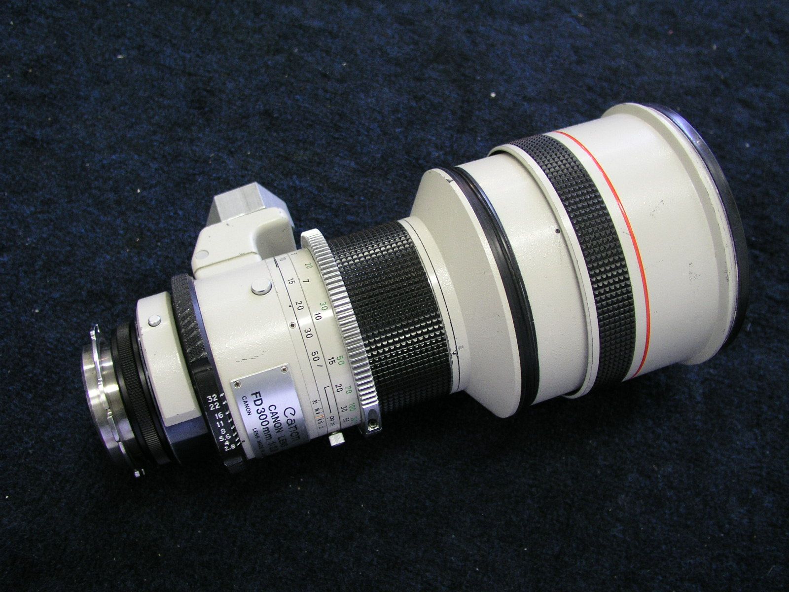 CANON 300mm T2.8 Fluorite